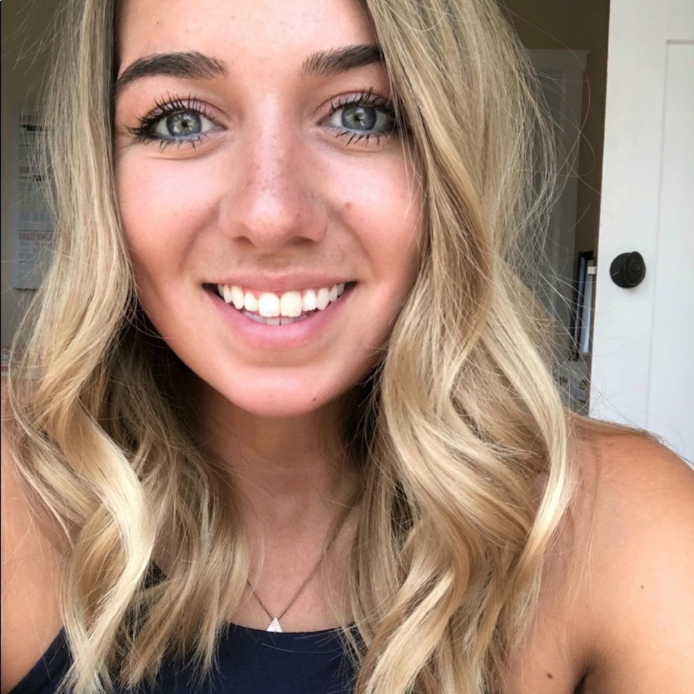 Meet your Posher, Sara